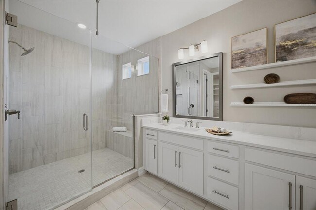 Building Photo - 4667 San Martino Dr