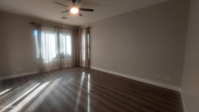 Building Photo - 1903 E Jade Pl