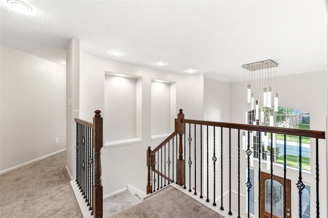 Building Photo - 6211 Stone Hill Rd