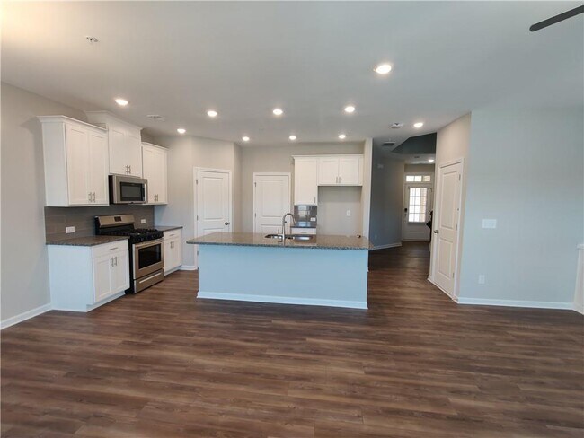 Building Photo - 1341 Endicott Ct