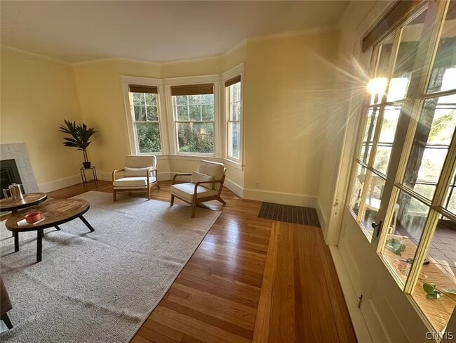 Building Photo - 608 Ackerman Ave