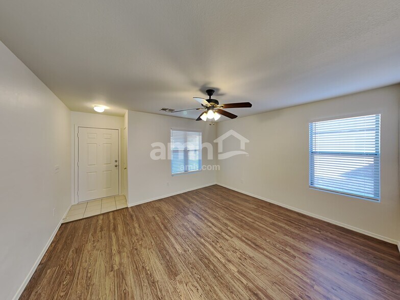 Building Photo - 1133 S 111th Cir