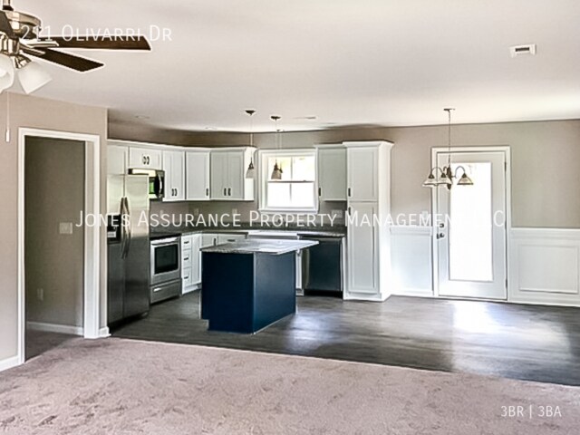 Building Photo - 211 Olivarri Dr