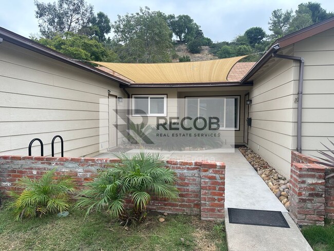 Building Photo - 4859 Campanile Dr