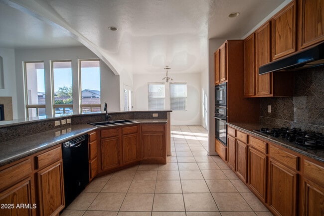 Building Photo - 2599 Copper Sky Dr