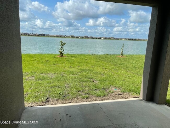 Building Photo - 2194 Farmhouse Rd SE