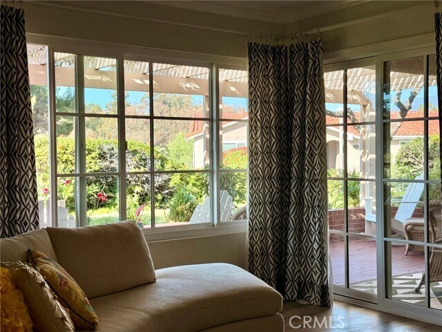 Building Photo - 23611 Vía Storni