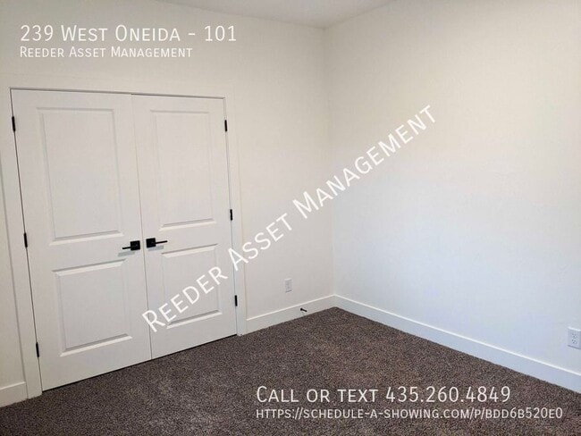 Building Photo - 239 West Oneida-101