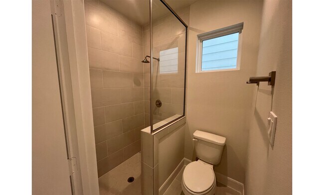 Building Photo - 2802 Grand Fountains Dr