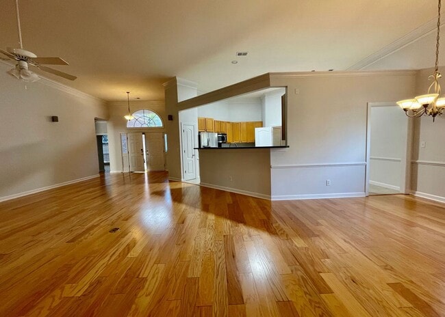 Building Photo - Available June 10th. Beautiful 3 BR/2 BA Home in Seaside Farms!