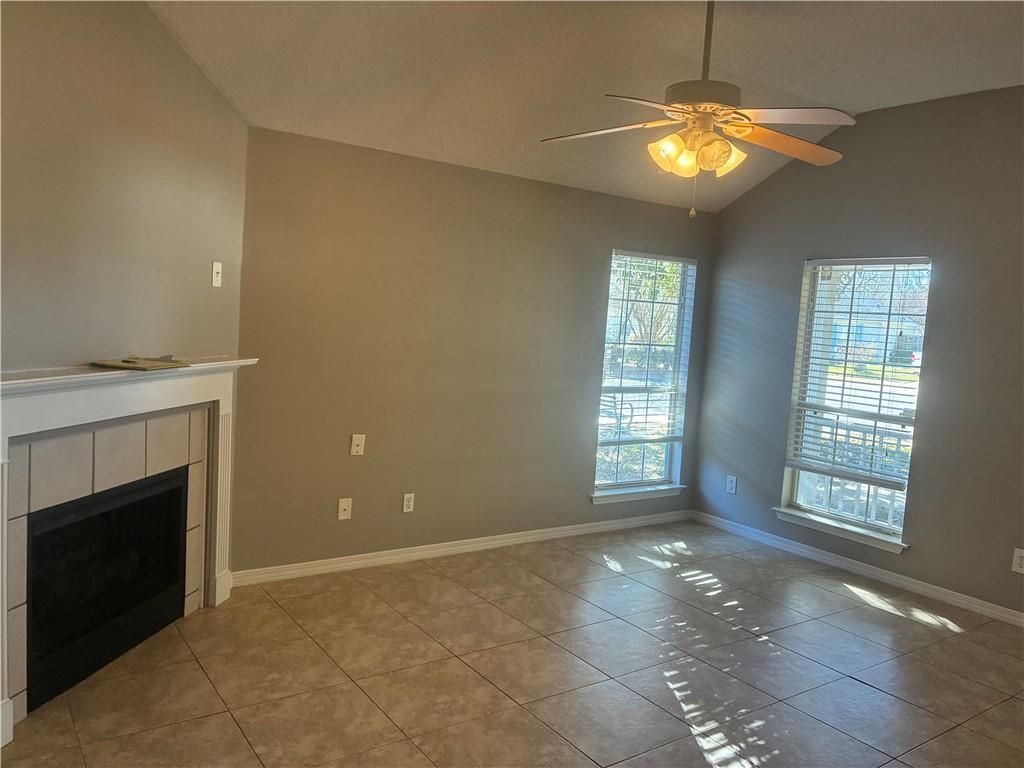 Building Photo - 611 Westchase Ct N