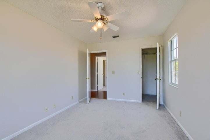 Building Photo - 22552 Middletown Dr