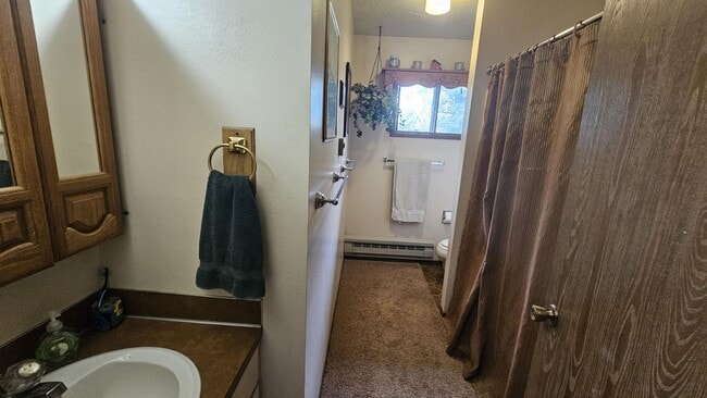 Building Photo - Fully Furnished house on 40 Acres Horse Pr...
