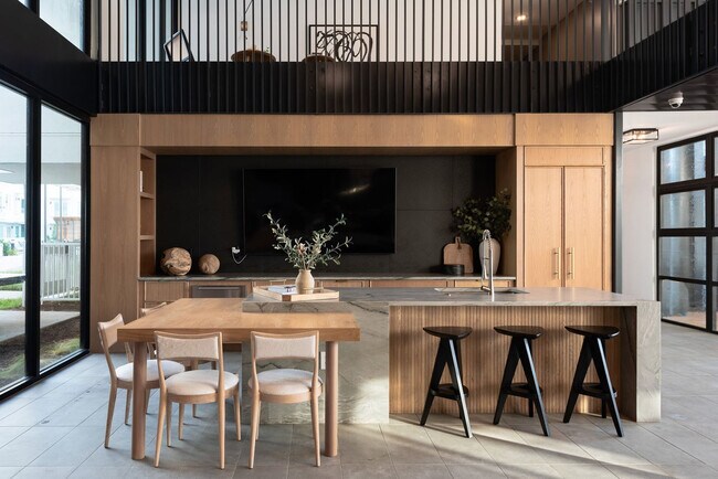 Building Photo - 5820 1/2 Cameron Rd