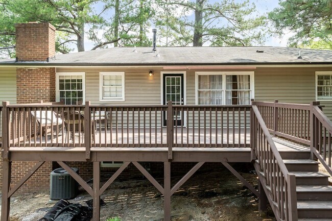 Building Photo - 2212 Foxtrot Rd