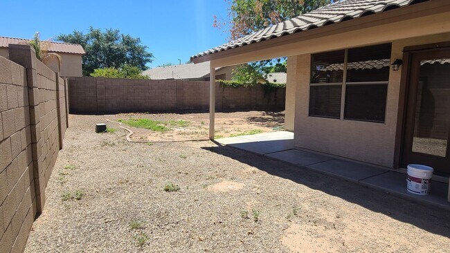 Building Photo - REMODELED 3-BEDROOM BY SAN TAN MALL
