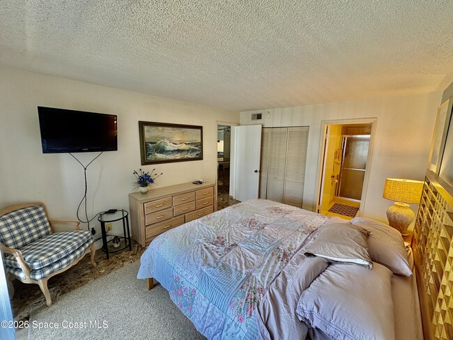 Building Photo - 4100 Ocean Beach Blvd