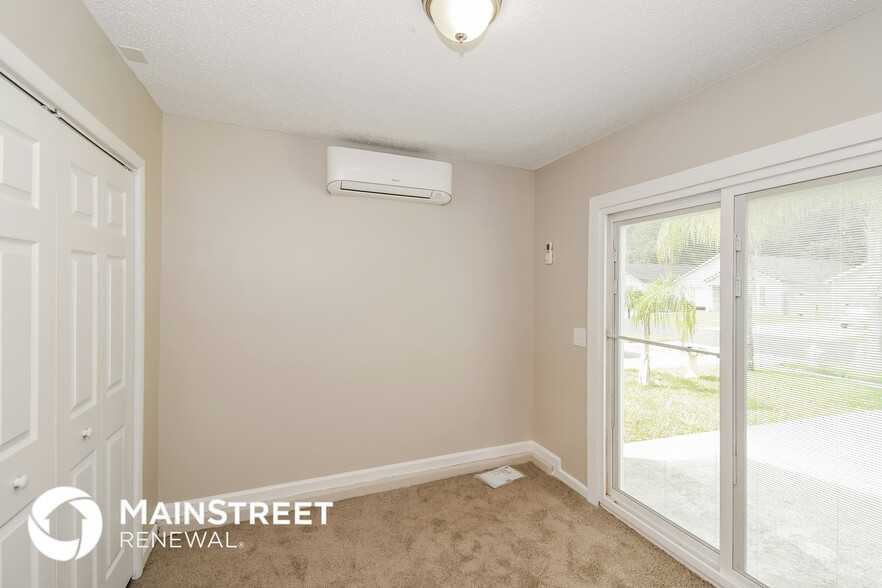 Building Photo - 1871 Alberta Ct S