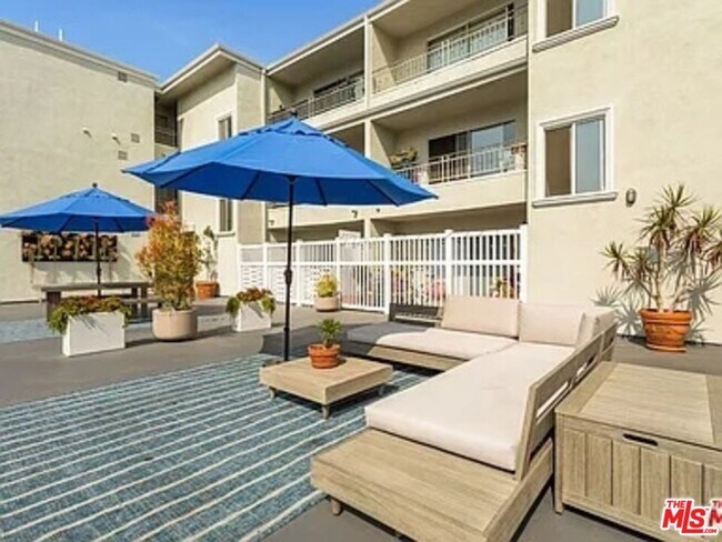 Building Photo - 1440 23rd St