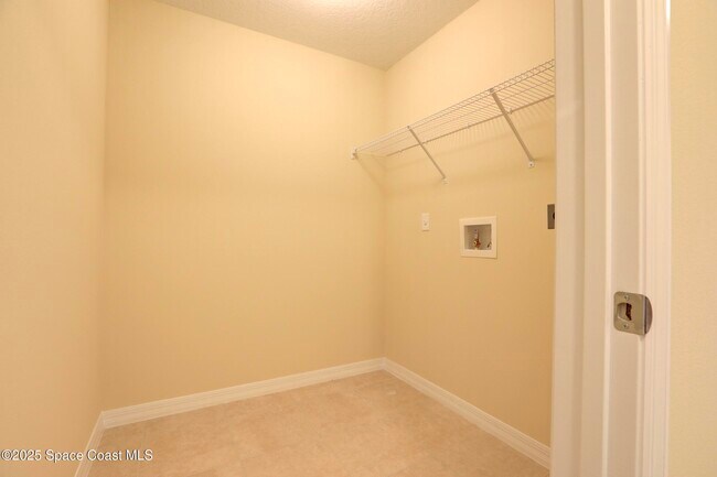 Building Photo - 8346 99th Ct