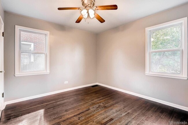 Building Photo - Beautiful Brick Bungalow near Denver Zoo and the Museum of Nature and Science!