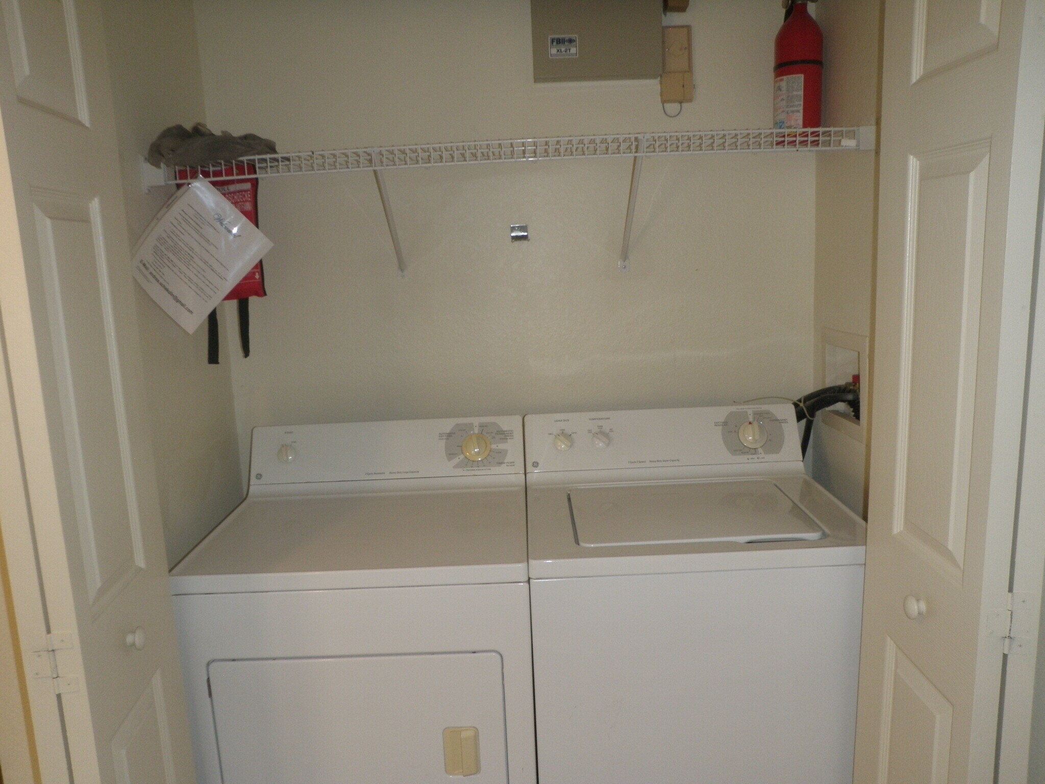 Building Photo - 5451 Vineland Rd