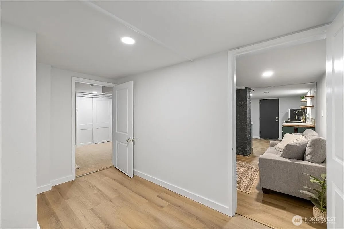 downstairs entrance - 3311 25th Ave S