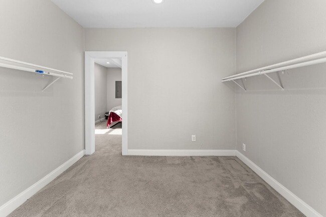 Building Photo - 254 Pocahontas Pl