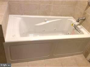 Building Photo - 719 N Shedwick St