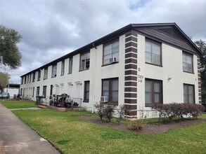 Building Photo - 7301 Capitol St