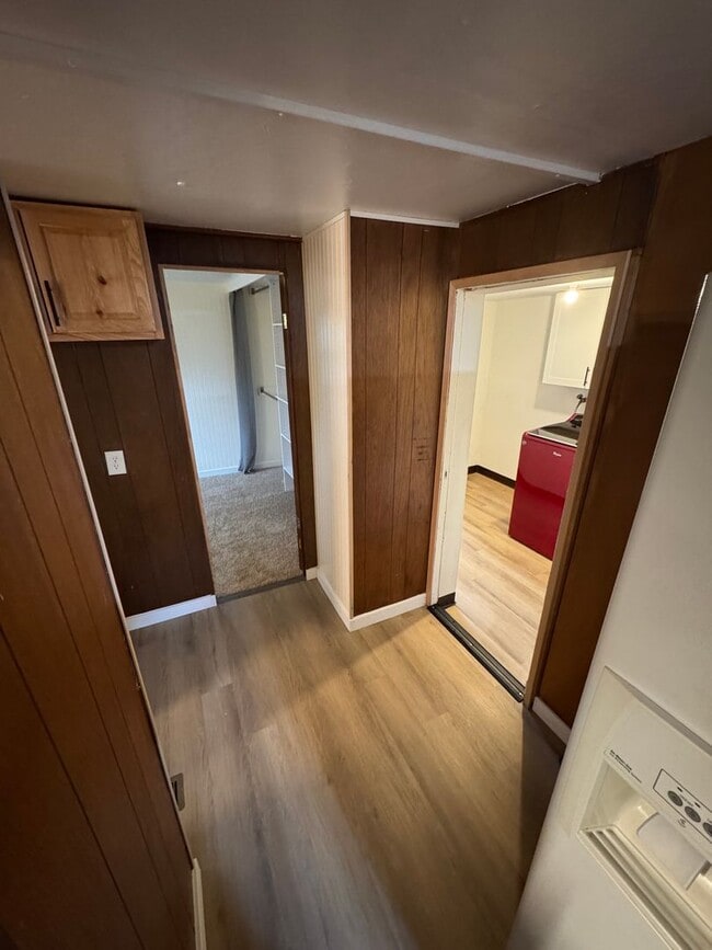 Building Photo - Dawn Ln Properties