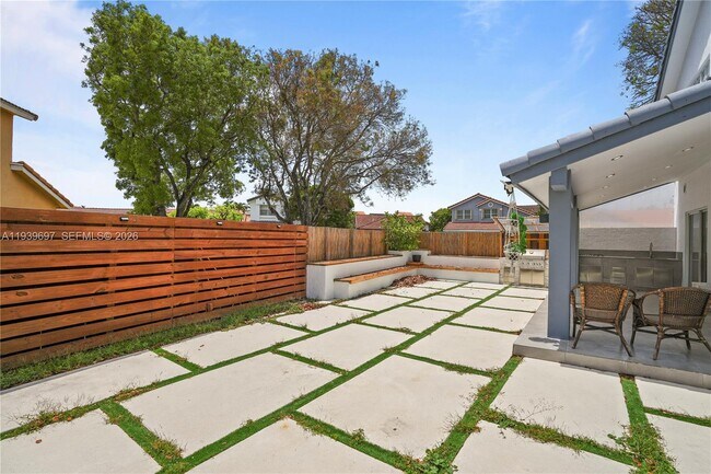 Building Photo - 12894 SW 60th Terrace