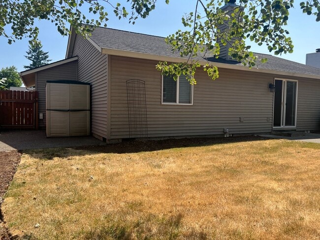 Building Photo - Cute Ranch with Great street Appeal in Prairie School district