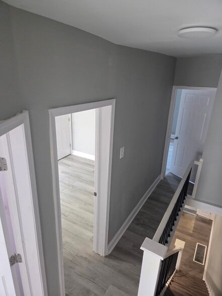 Building Photo - 1727 N 53rd St