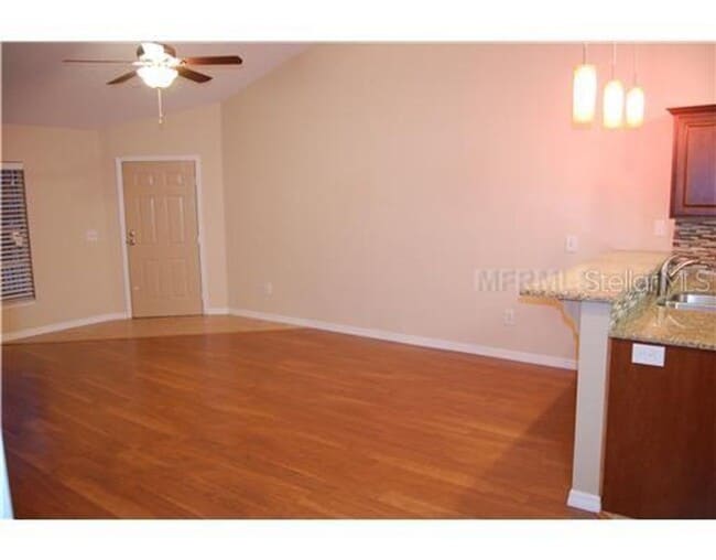 Building Photo - 2 Bedroom 2 Bath Winter Park Condo for Rent, Near Full Sail & UCF!