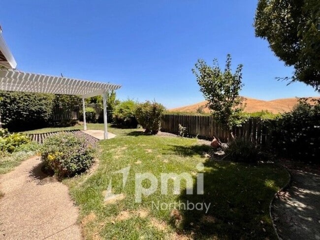 Building Photo - 3137 Sonoma Valley Dr