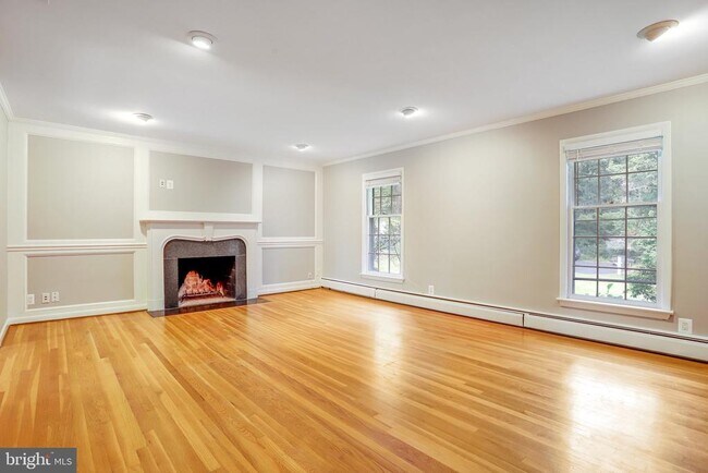 Building Photo - 9801 Orchid Cir