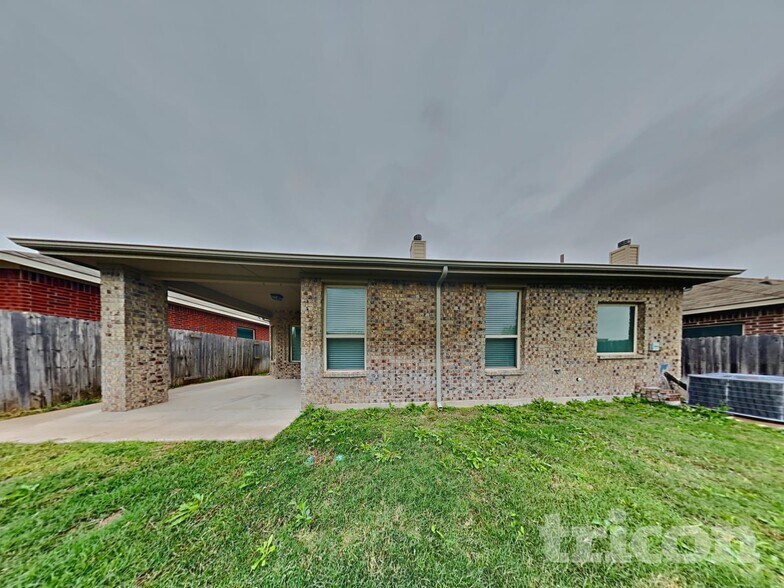 Building Photo - 1212 Ashley Dr