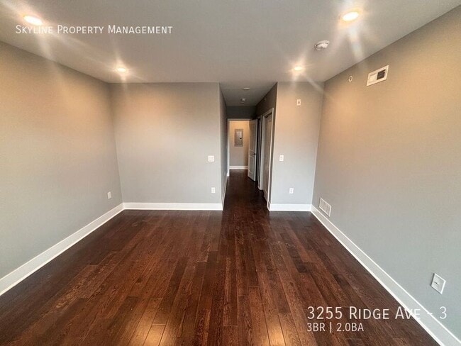 Building Photo - 3255 Ridge Ave