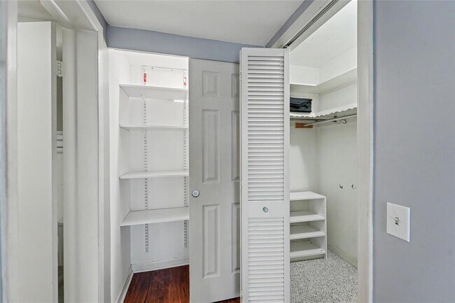 Building Photo - 5108 Brittany Dr S