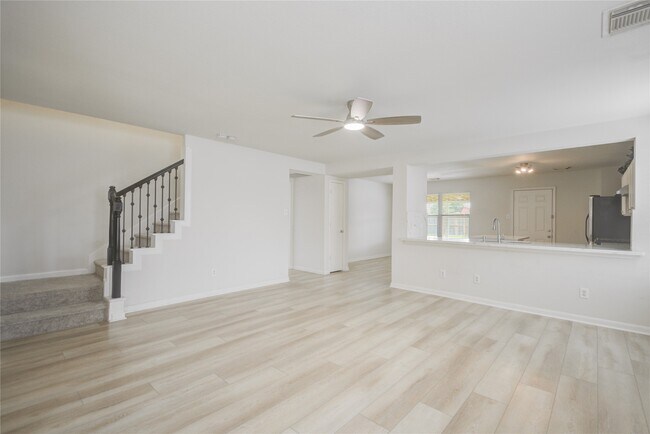 Building Photo - 8542 Village Rose Ln