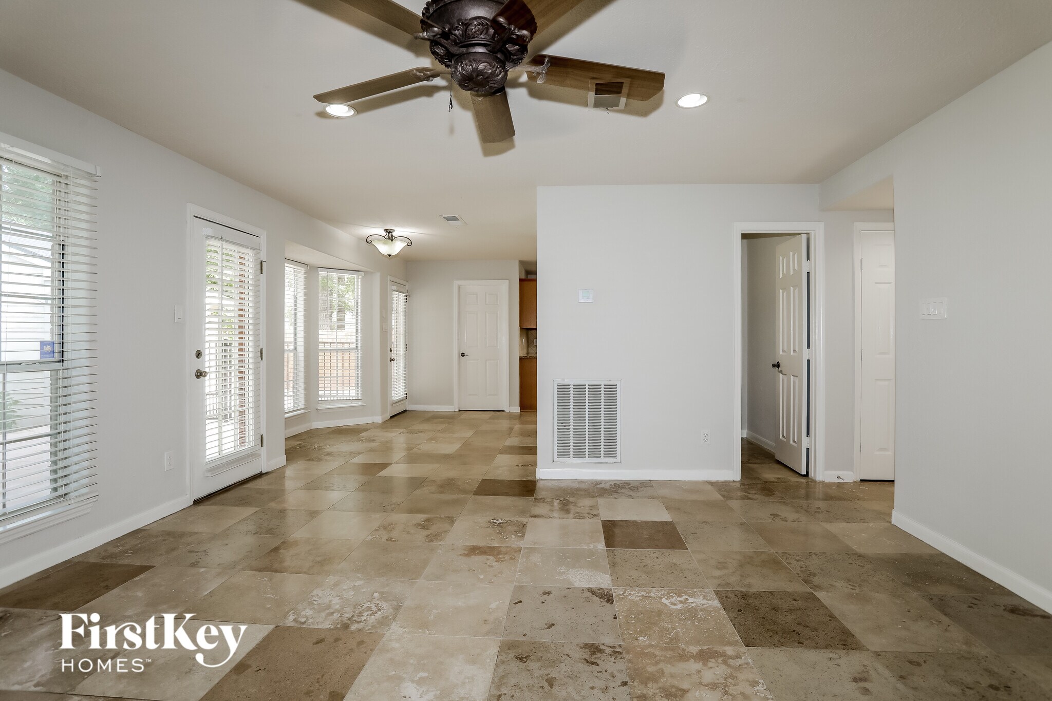 Building Photo - 108 N Rockfern Ct