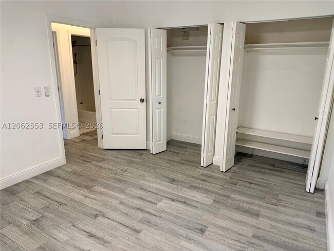 Building Photo - 3310 SW 92nd Ct