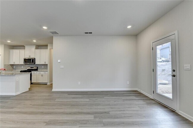 Building Photo - 2357 Whitworth St