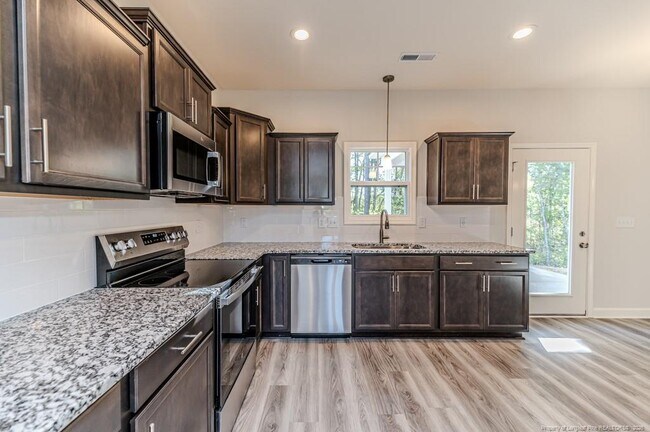 Building Photo - 87 Onslow Ct