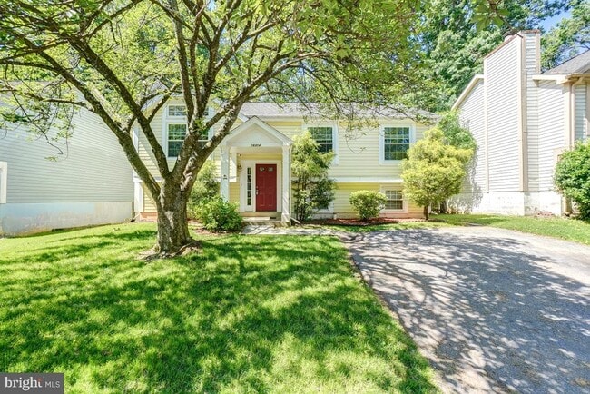 Building Photo - 18304 Swan Stream Dr