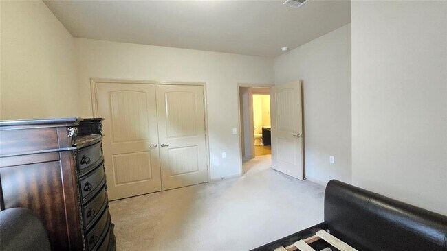 Building Photo - 24302 Bella Florence Dr