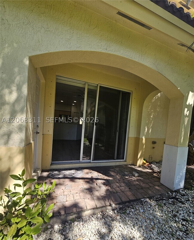 Building Photo - 2514 SW 83rd Terrace