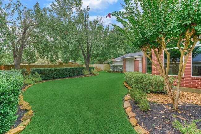 Building Photo - 6615 Haughton Dr