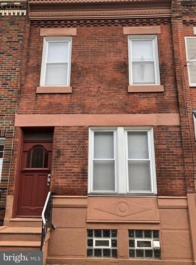 Building Photo - 2227 S Rosewood St